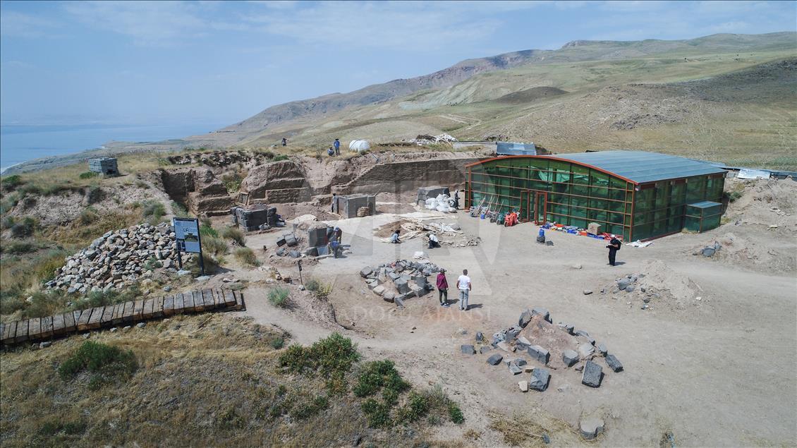 30 yıldır süren kazı çalışmaları Urartu tarihine ışık tutuyor