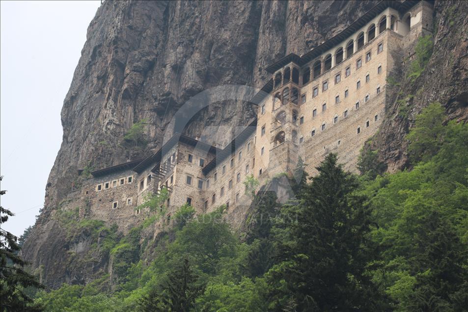 Manastiri Sumela në Turqi, atraksion për turistët nga e mbarë bota