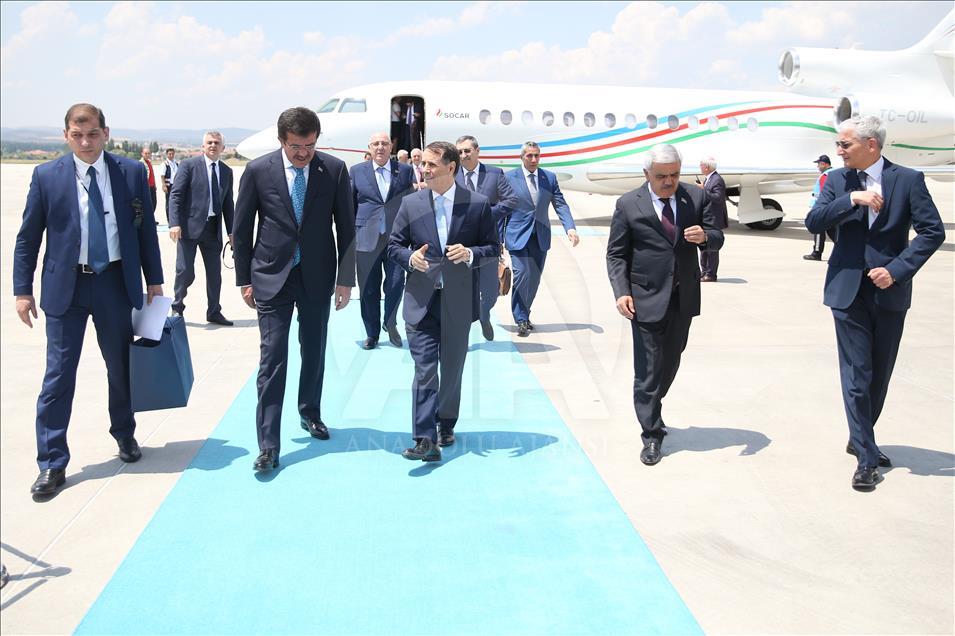 Azerbaycan Başbakanı Nevruz Memedov Ankara'da