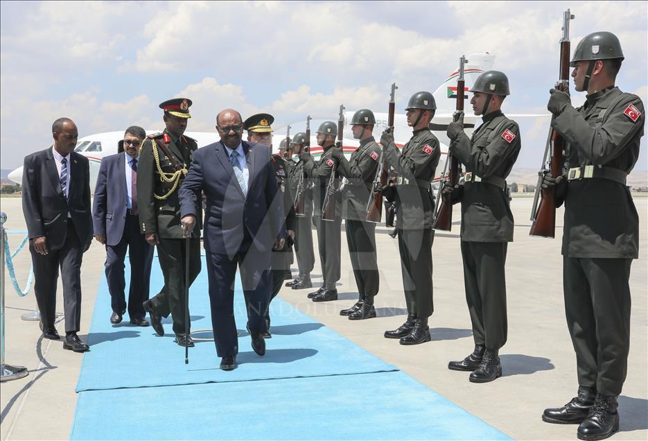Sudan Cumhurbaşkanı Ömer El Beşir Ankara'da