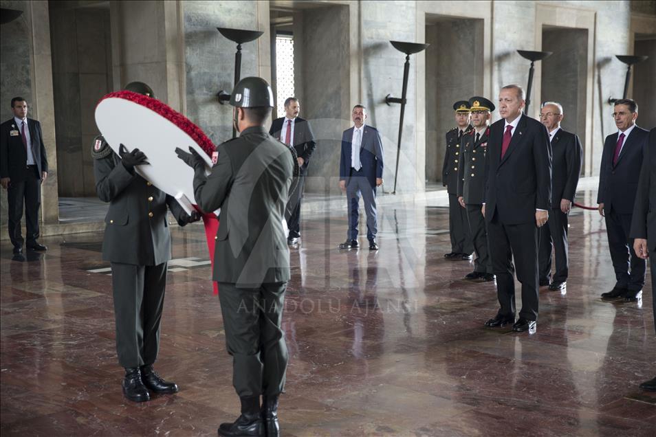 Erdogan at Ataturk's Mausoleum