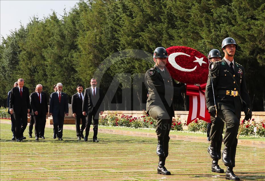 Erdogan at Ataturk's Mausoleum