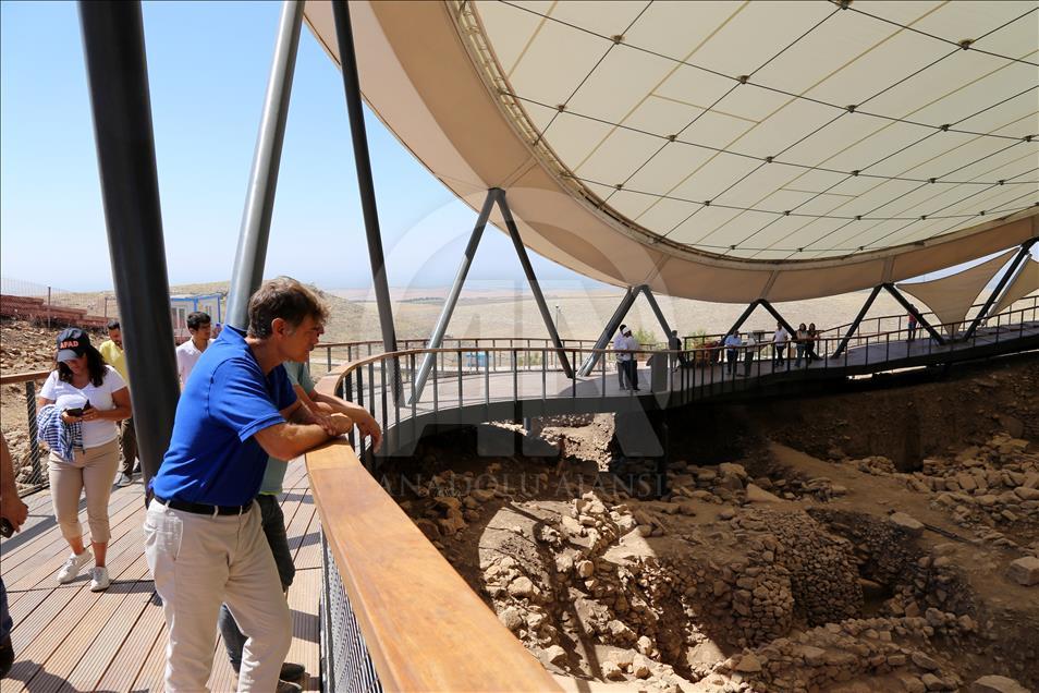 Ünlü Türk cerrah Dr. Mehmet Öz Göbeklitepe'de