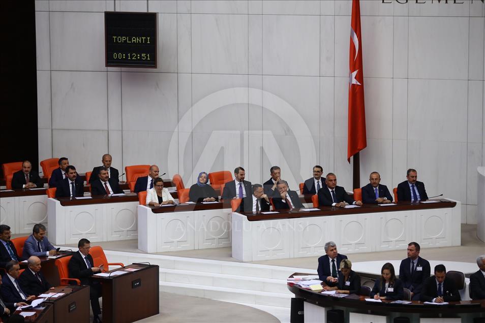 Yeni kabine üyeleri TBMM'de