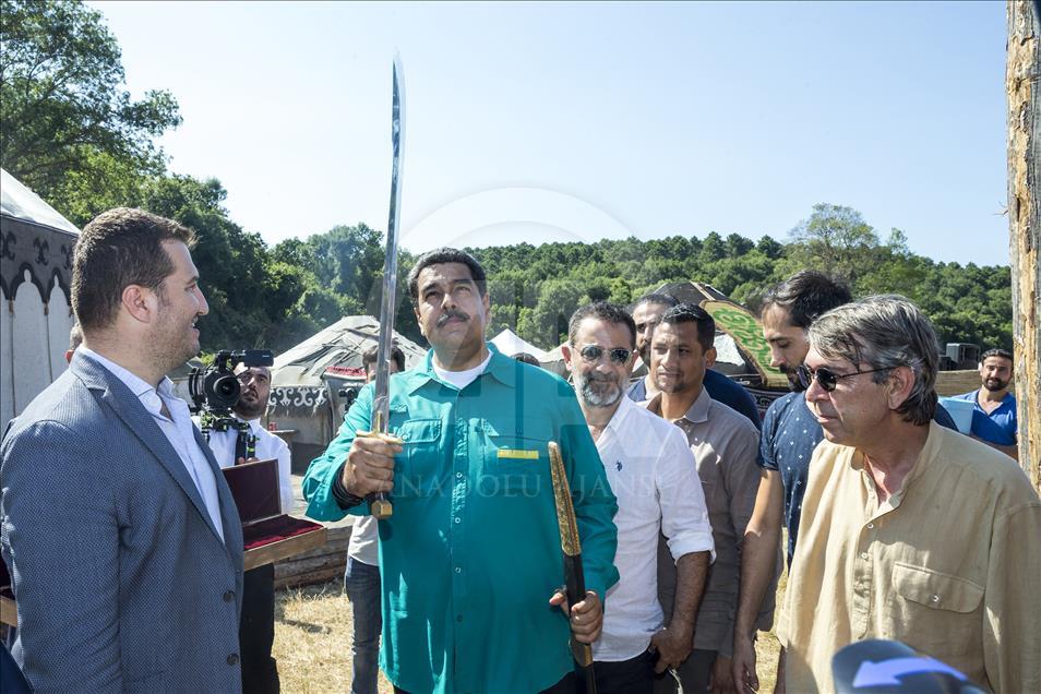 Venezuela Devlet Başkanı'ndan "Diriliş Ertuğrul" setine ziyaret
