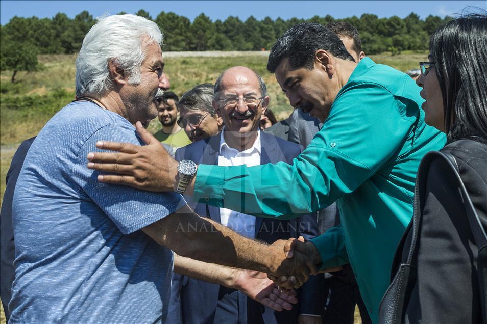 Глава Венесуэлы посетил съемочную площадку турецкого сериала