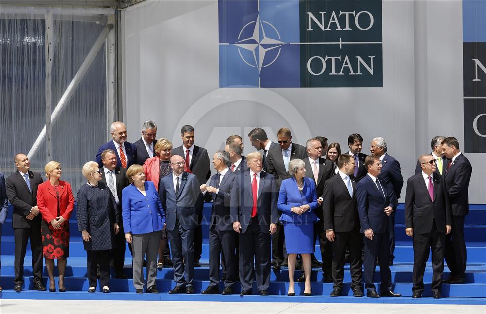 NATO Devlet ve Hükümet Başkanları Zirvesi