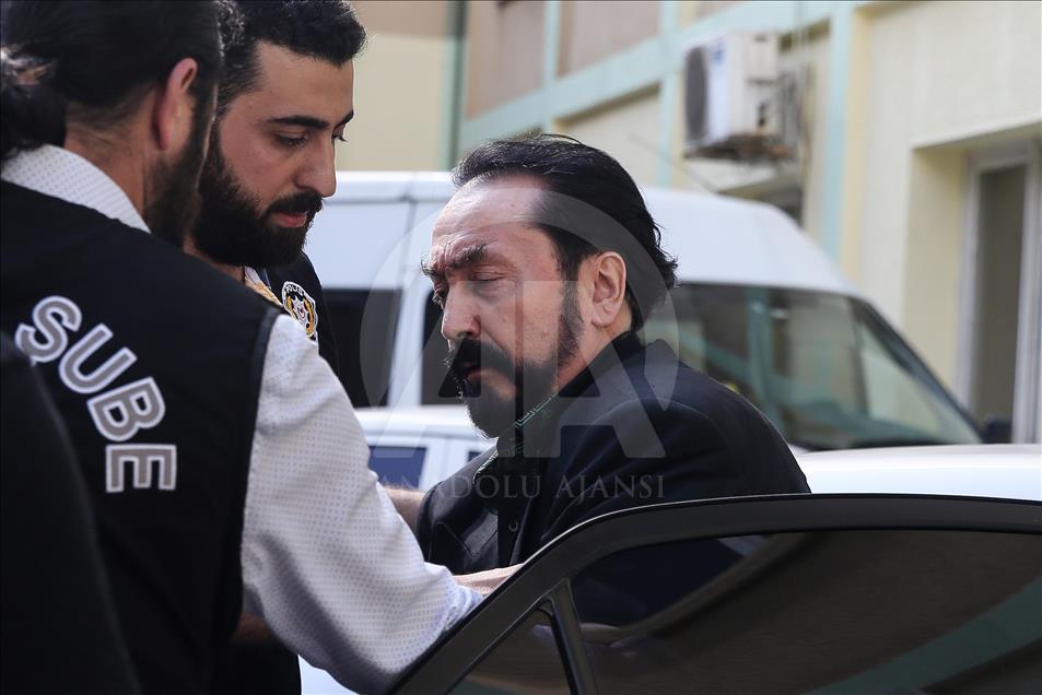 Adnan Oktar grubuna yönelik operasyon