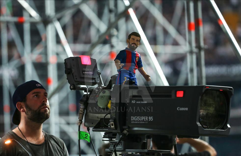 کنسرت شکیرا در استانبول