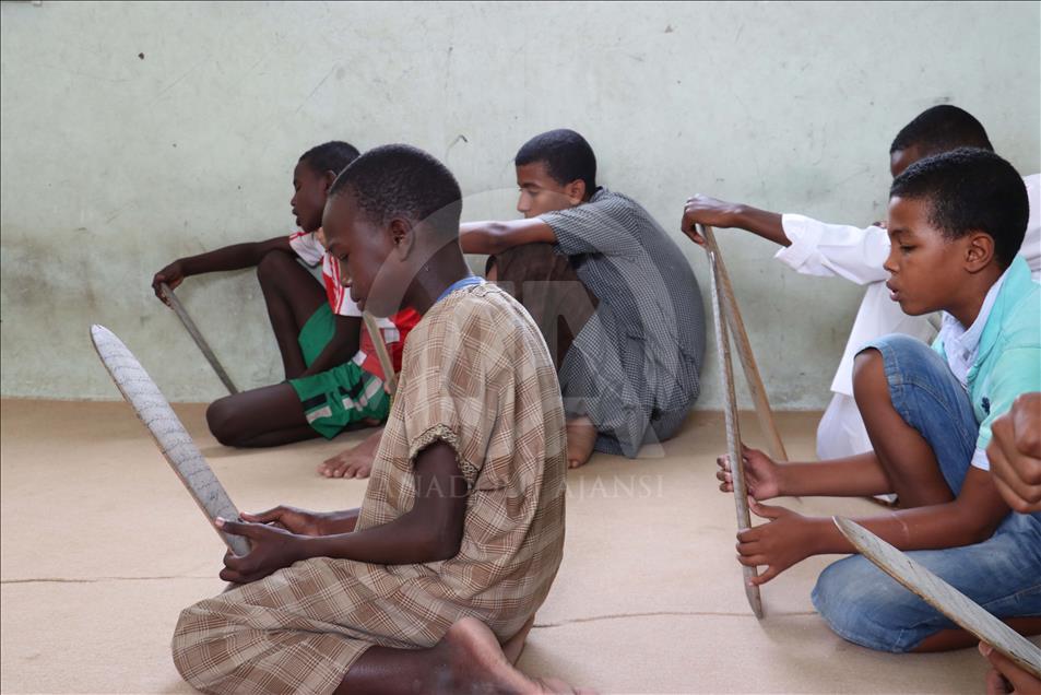 Moritanya’nın bin yıllık ilim yuvaları mahzaralar