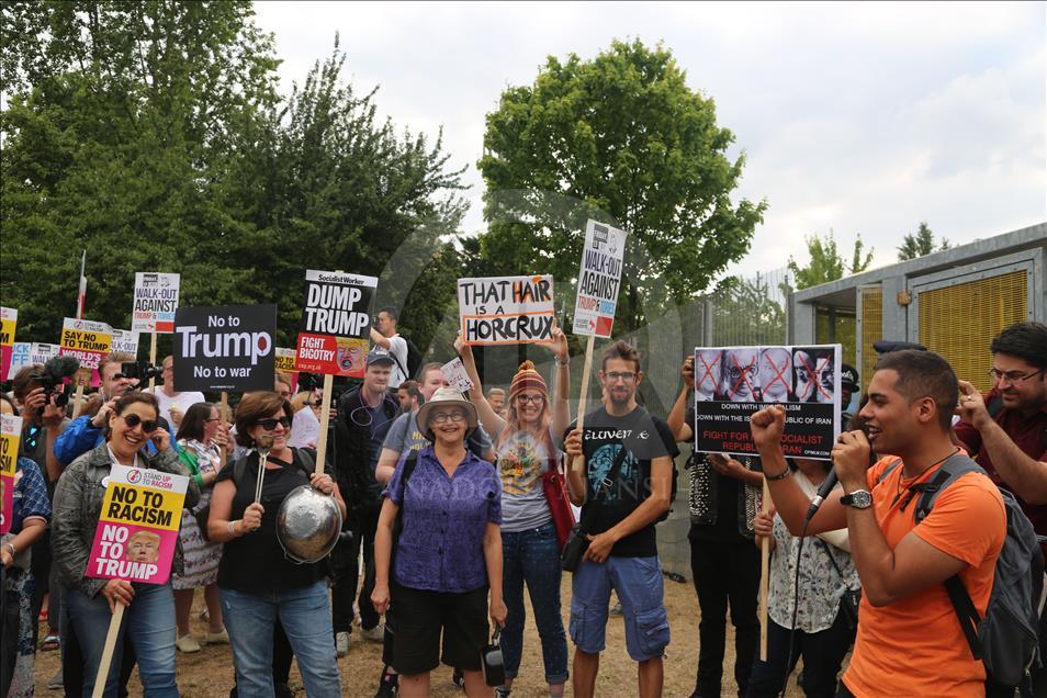 ABD Başkanı Donald Trump Londra'da protesto edildi