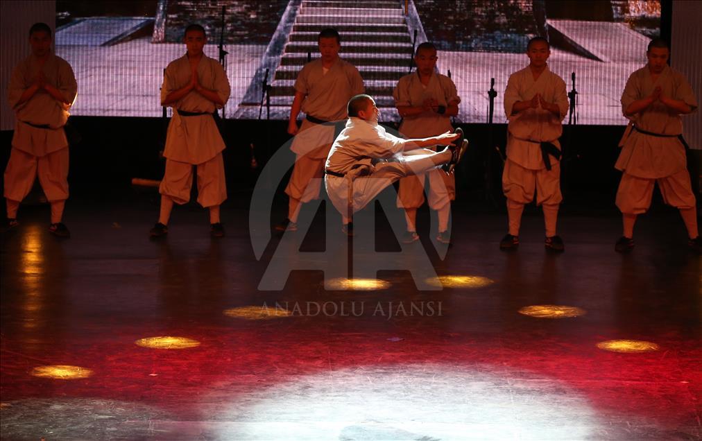 La muestra de kung fu de los monjes Shaolin