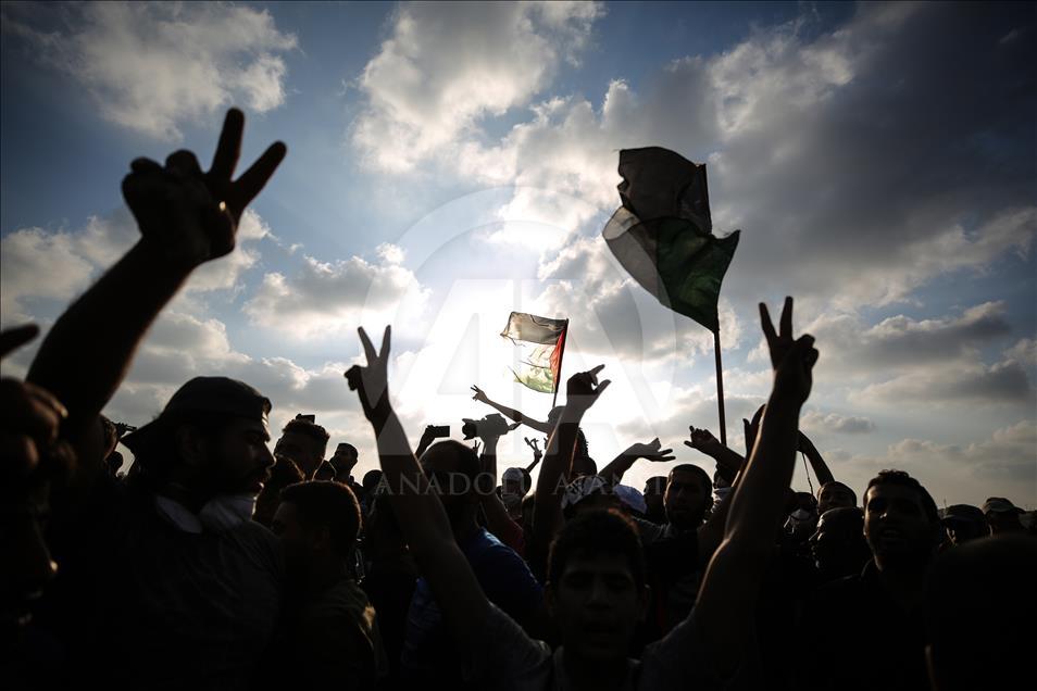 Gazze'deki Büyük Dönüş Yürüyüşü gösterilerinde 16. cuma