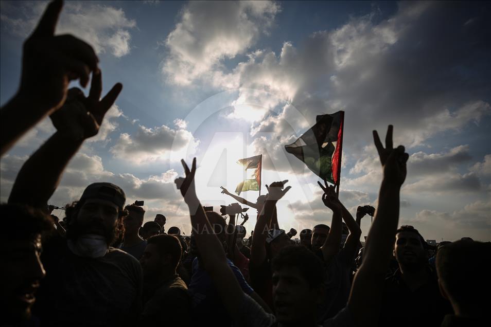 Gazze'deki Büyük Dönüş Yürüyüşü gösterilerinde 16. cuma