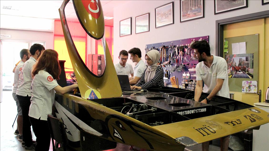 Geleceğin otomobili "BOW İSTKA" Türkiye turuna çıkıyor