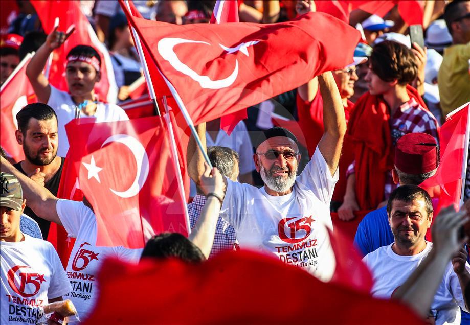 بدء فعاليات إحياء ذكرى المحاولة الانقلابية الفاشلة بإسطنبول
