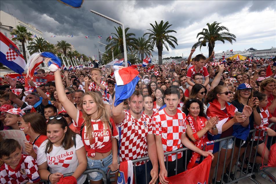 Hırvatistan dünya ikinciliğini kutluyor