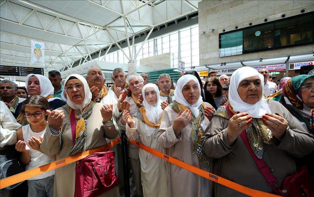 Ankara'dan ilk hacı kafilesi yola çıktı