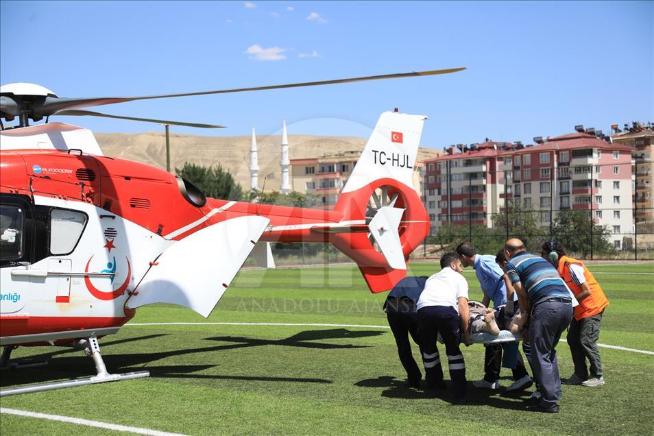 Helikopter ambulans kalp krizi geçiren hasta için havalandı