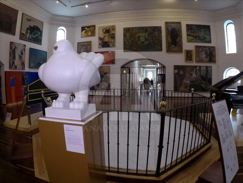 Entrega de ‘La paloma de la paz’ al Museo Nacional de Colombia