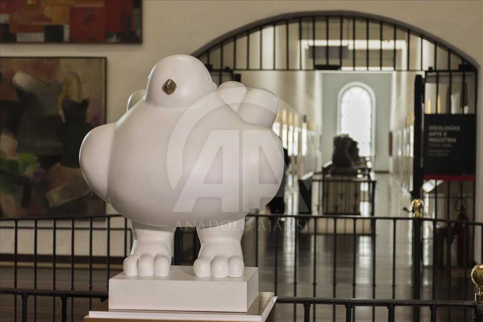 Entrega de ‘La paloma de la paz’ al Museo Nacional de Colombia