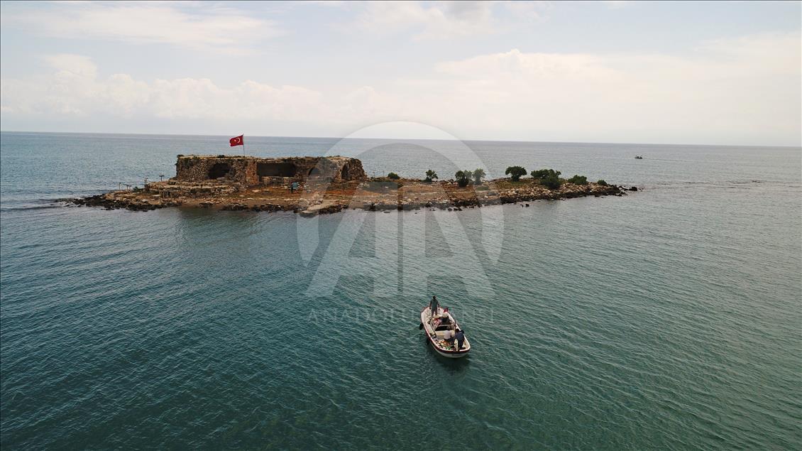 Adana'nın denizi turistleri bekliyor