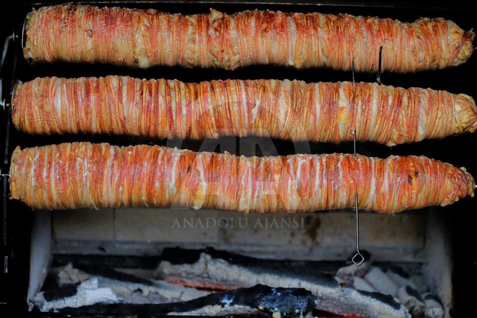 El Kokorec, una de las comidas tradicionales de Turquía