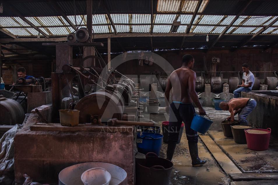 GOLD MINE IN COLOMBIA