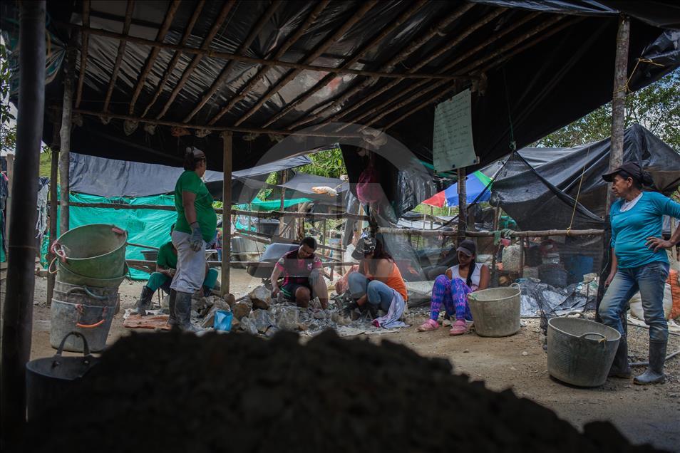 GOLD MINE IN COLOMBIA