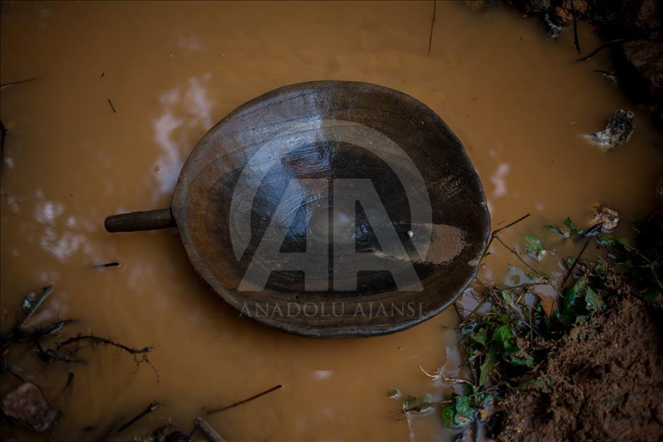GOLD MINE IN COLOMBIA
