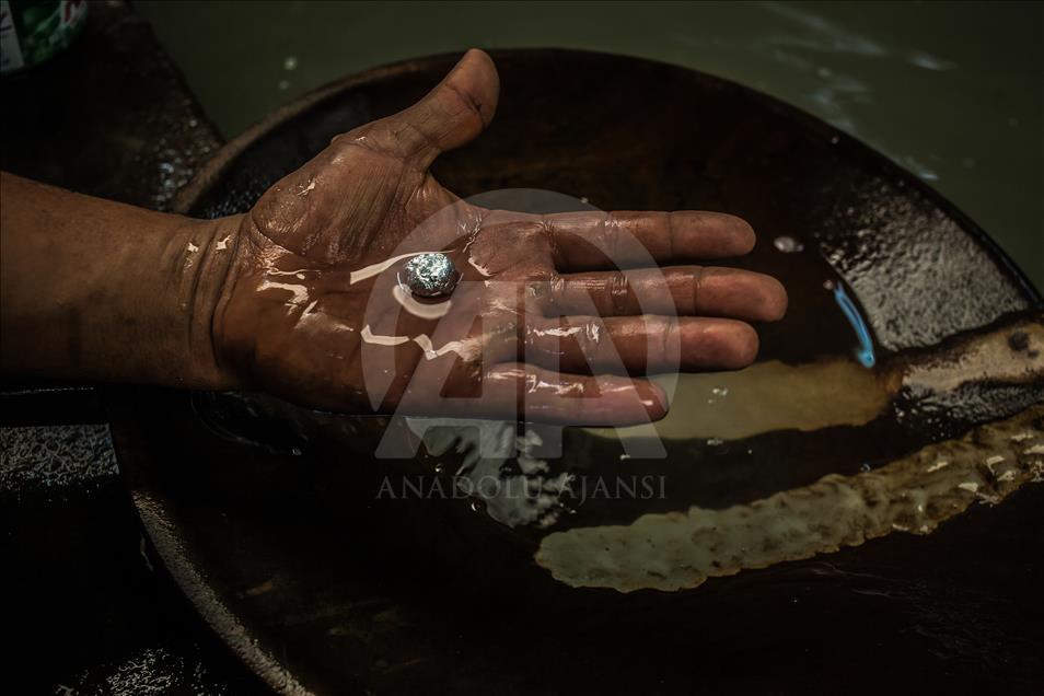 GOLD MINE IN COLOMBIA