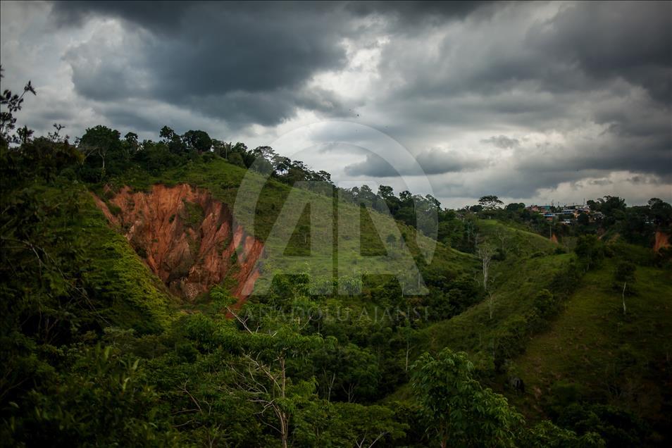 GOLD MINE IN COLOMBIA