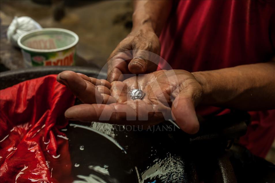 GOLD MINE IN COLOMBIA