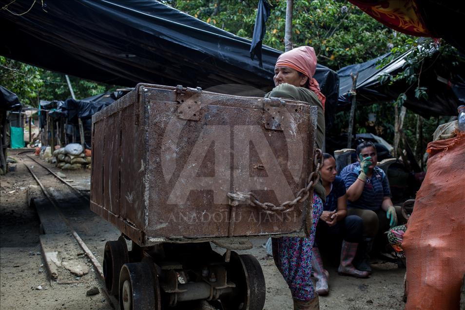 GOLD MINE IN COLOMBIA