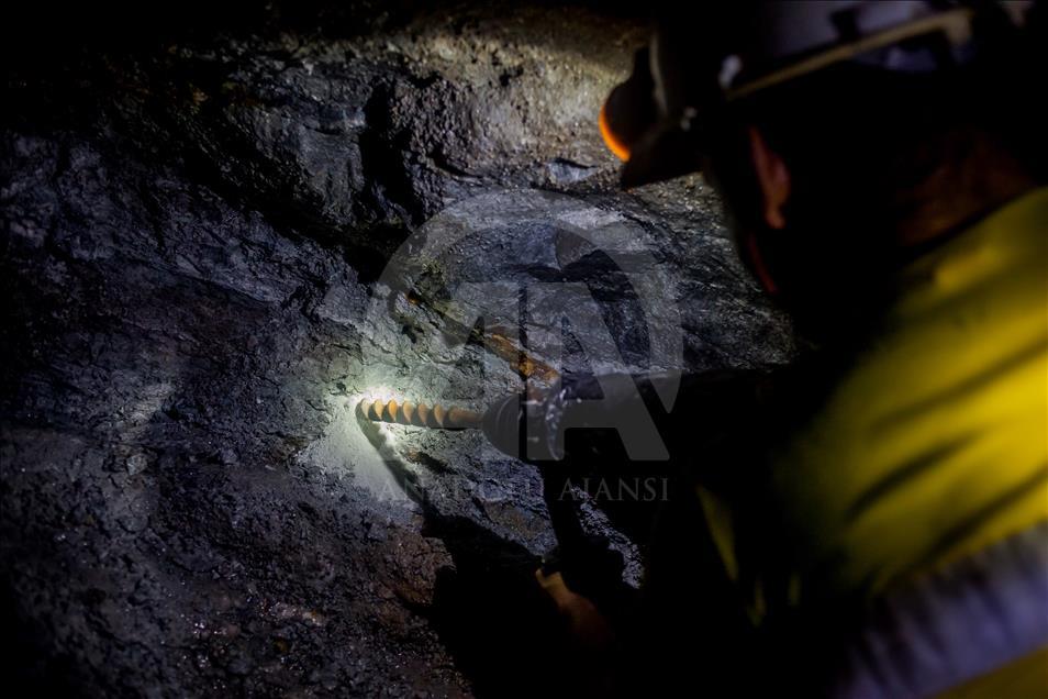 GOLD MINE IN COLOMBIA