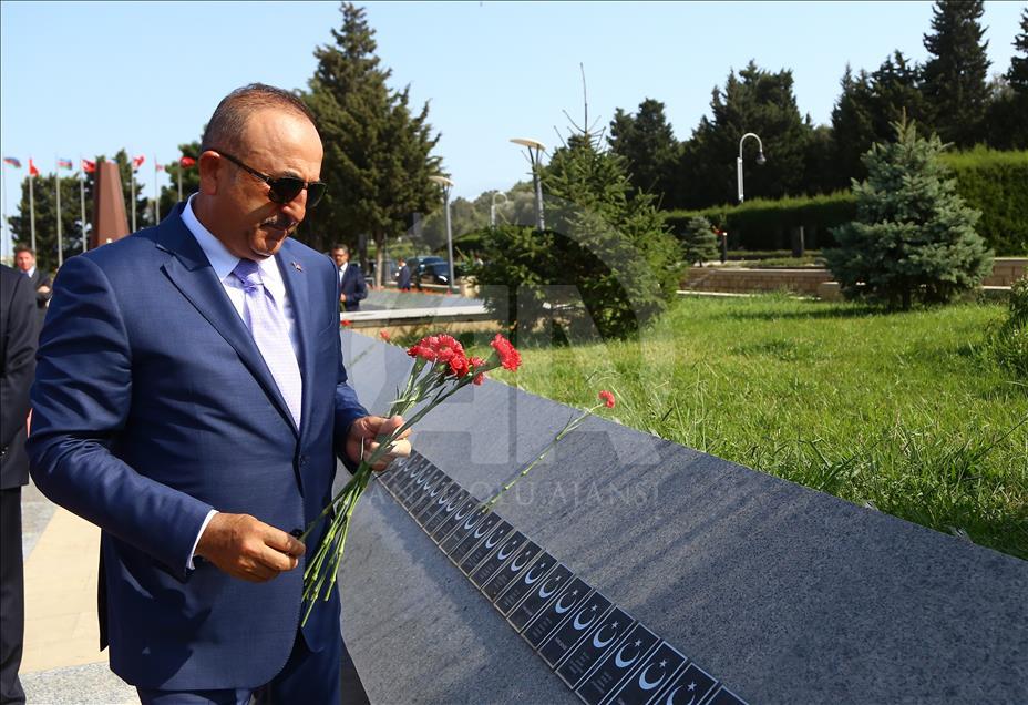 رئيس وزراء أذربيجان يستقبل جاويش أوغلو في باكو وكالة الأناضول