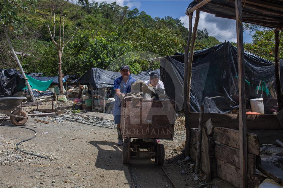 GOLD MINE IN COLOMBIA