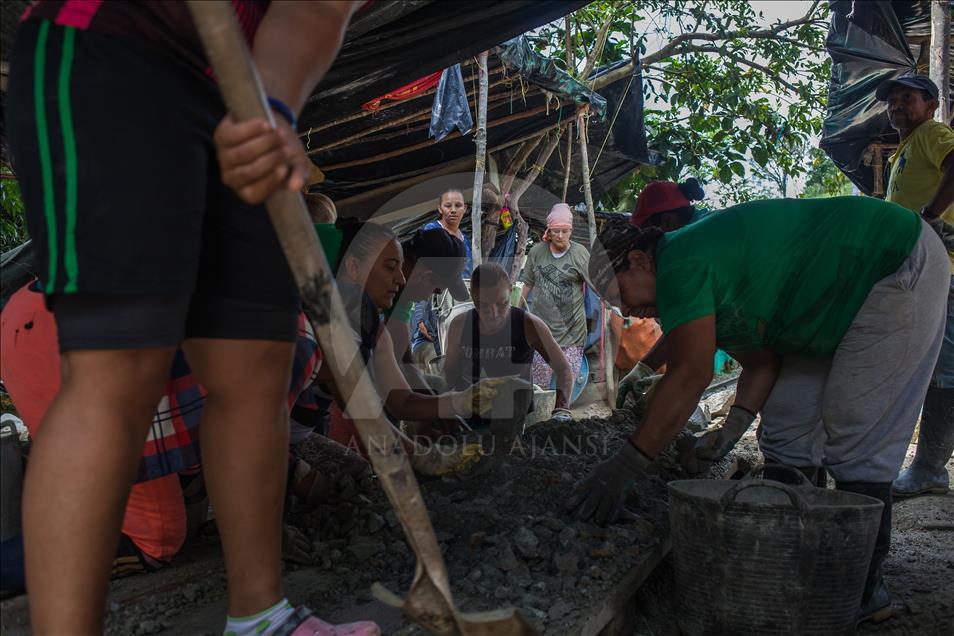 GOLD MINE IN COLOMBIA