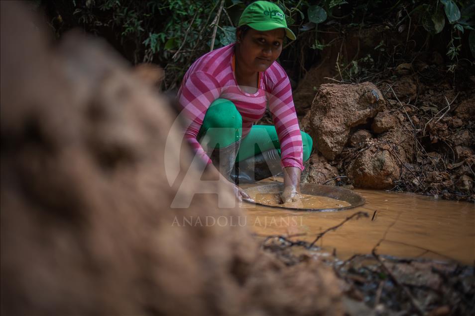 GOLD MINE IN COLOMBIA