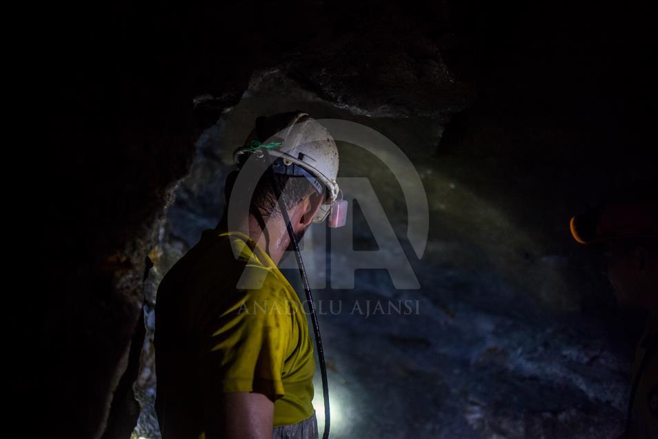 GOLD MINE IN COLOMBIA