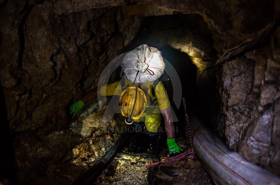 GOLD MINE IN COLOMBIA