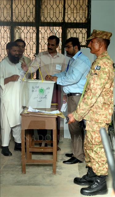 Polls open across Pakistan for general elections