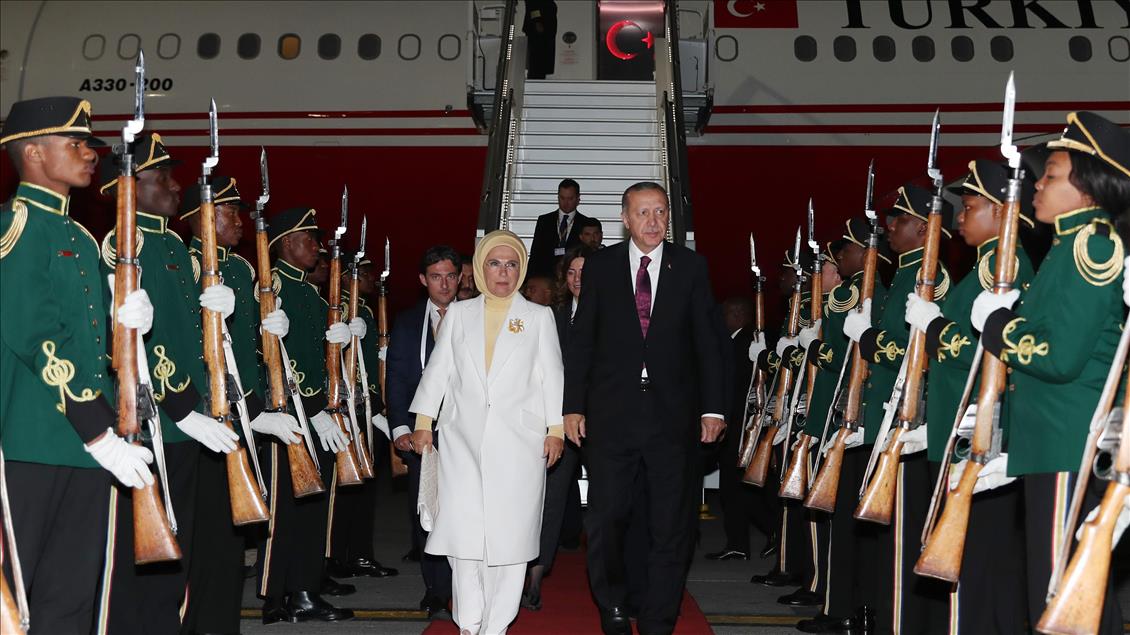 Cumhurbaşkanı Erdoğan Güney Afrika'ya geldi