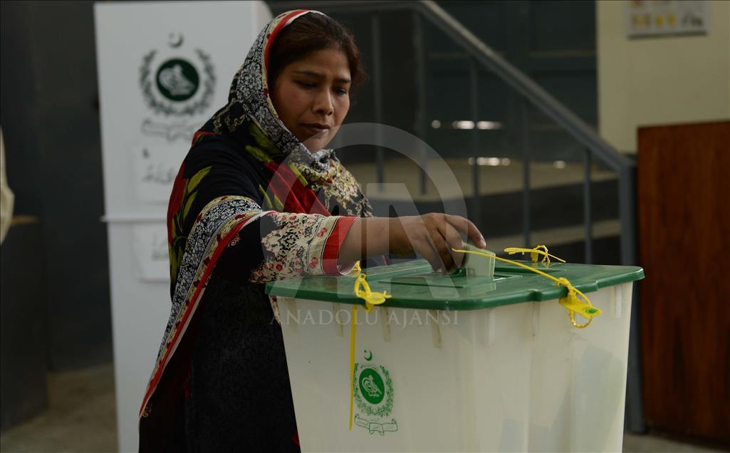 Polls open across Pakistan for general elections