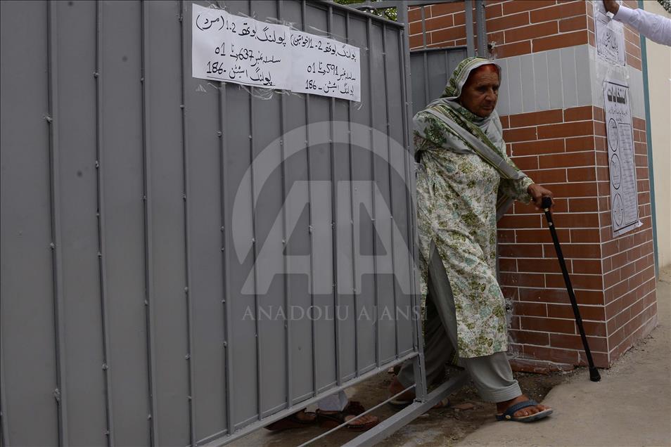 Polls open across Pakistan for general elections