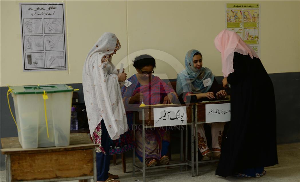 Polls open across Pakistan for general elections
