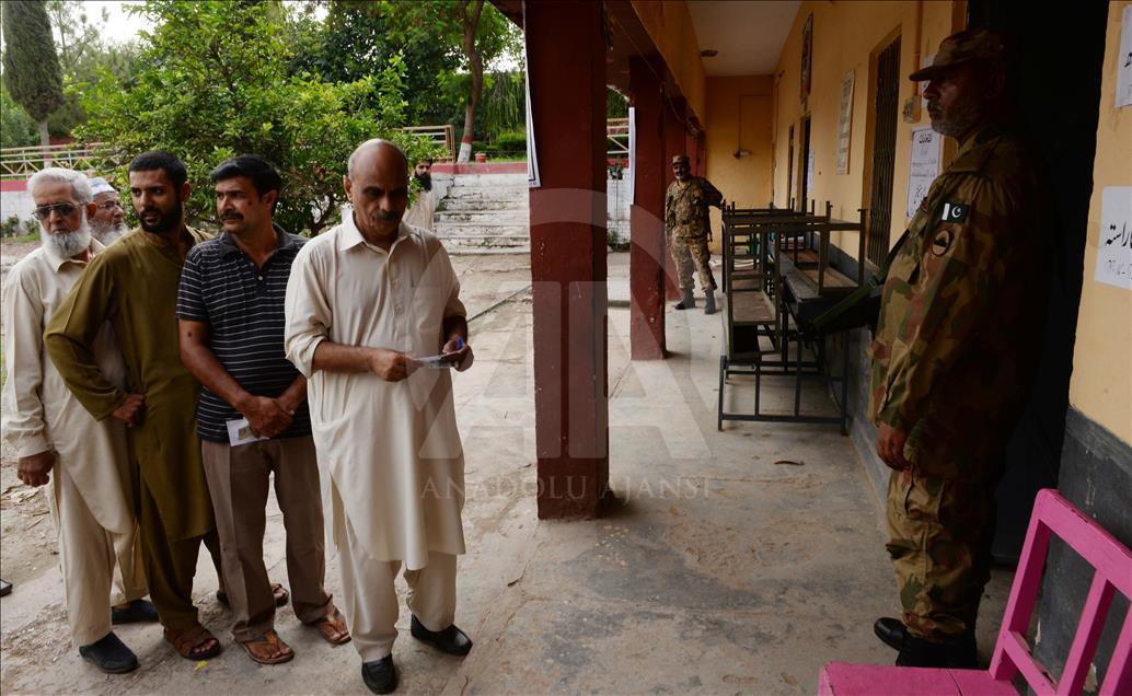 Polls open across Pakistan for general elections