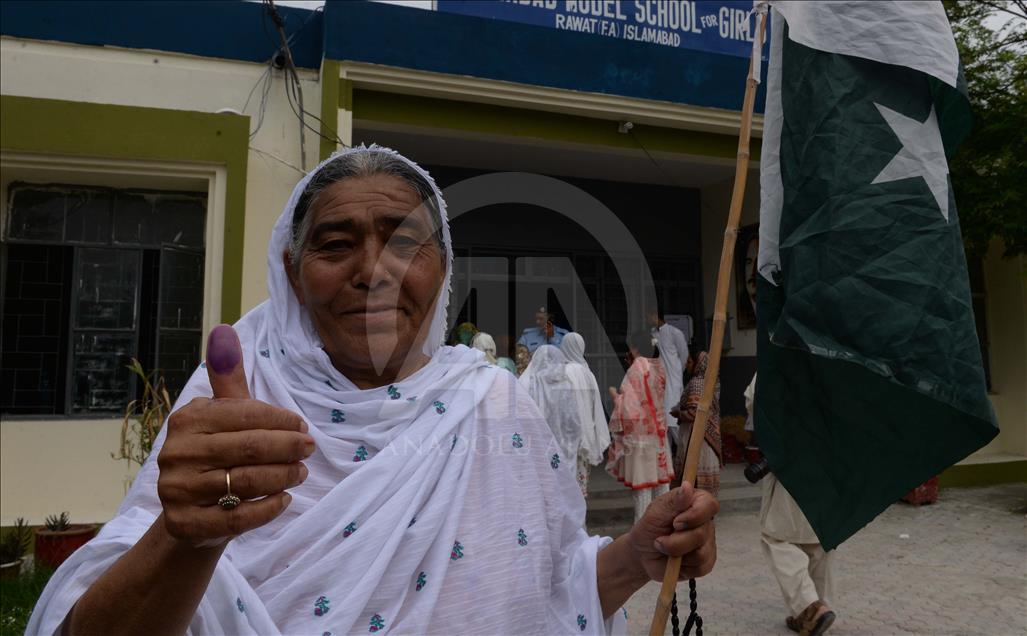 Polls open across Pakistan for general elections