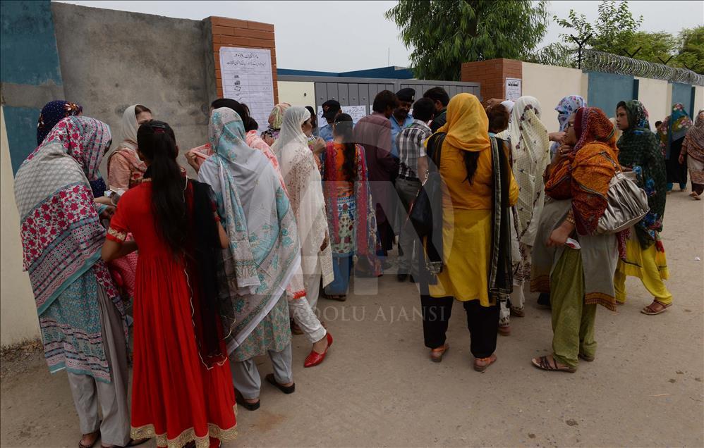 Polls open across Pakistan for general elections