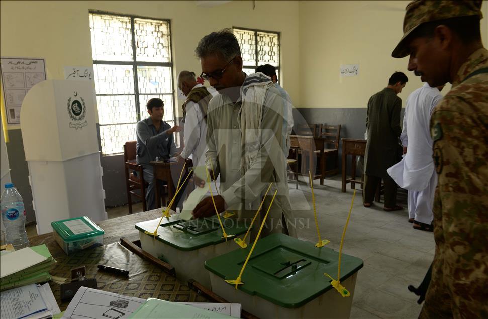 Polls open across Pakistan for general elections